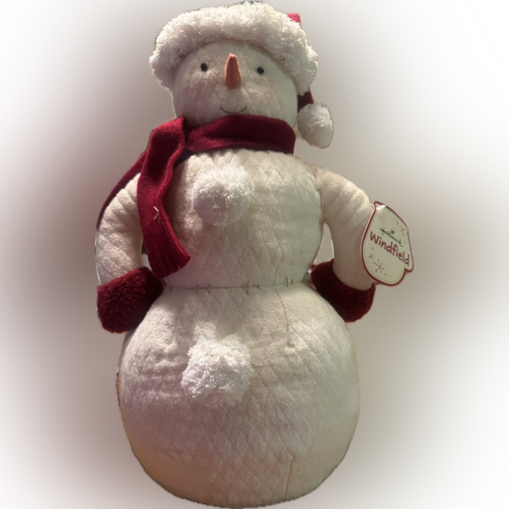 Vintage Hallmark Studio Winfield Mrs. Snowman Christmas Plush 15”x 10" With Tag